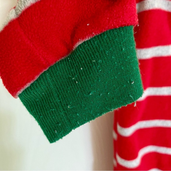 Bundle of Fuzzy Pajamas/Sleepers 6-9M - Picture 14 of 15